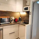 Nice Family Studio Near The Beach Frejus
